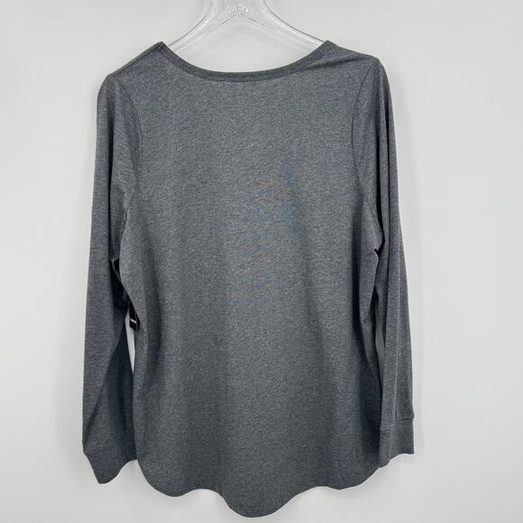 Torrid blouse large Roses Flocked Girlfriend V-Neck Long Sleeve Tee gray NEW - Picture 4 of 8